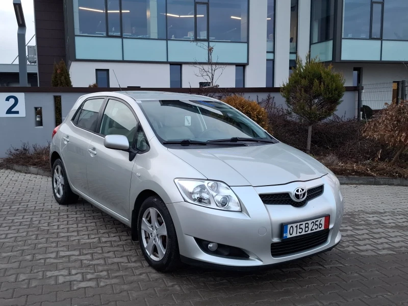 Toyota Auris 1.4D4D* (90кс)* * FACELIFT* * NAVI* НОВ ВНОС* * , снимка 2 - Автомобили и джипове - 53192568
