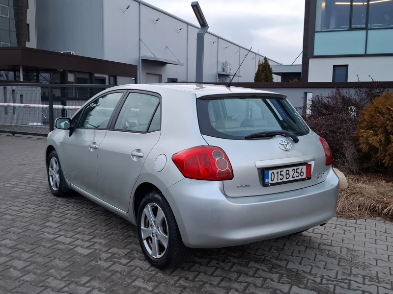 Toyota Auris 1.4D4D* (90кс)* * FACELIFT* * NAVI* НОВ ВНОС* * , снимка 6 - Автомобили и джипове - 53192568