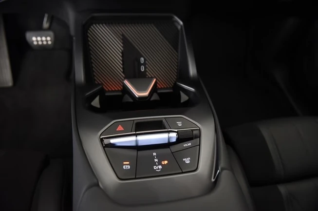 BMW iX3 50 xDrive = M-Sport = Гаранция, снимка 10 - Автомобили и джипове - 55434809