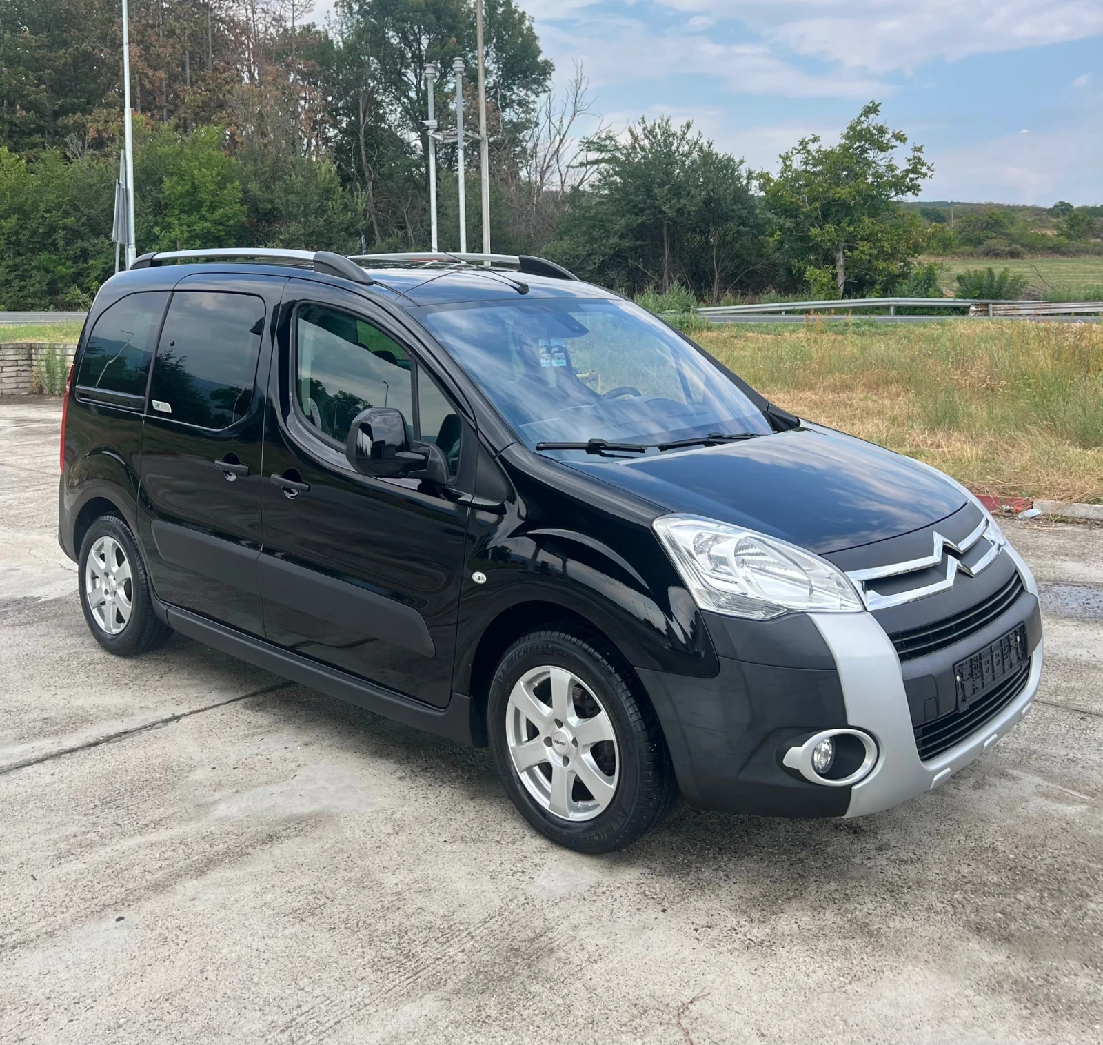 Citroen Berlingo 1.6VTi 120кс XTR пакет, Климатроник, Серв. Книжка!, снимка 1