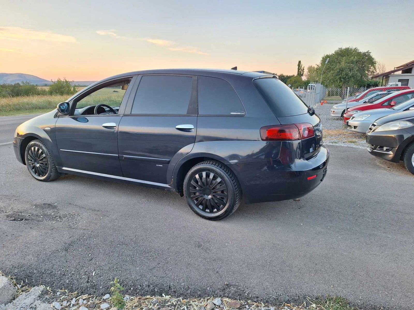 Fiat Croma 1.9jtd - изображение 4