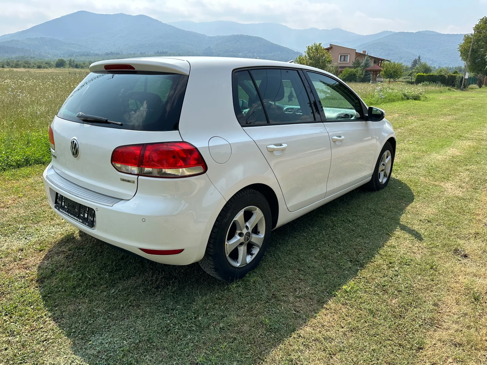 VW Golf 1.6 I Газ-бензин - изображение 4