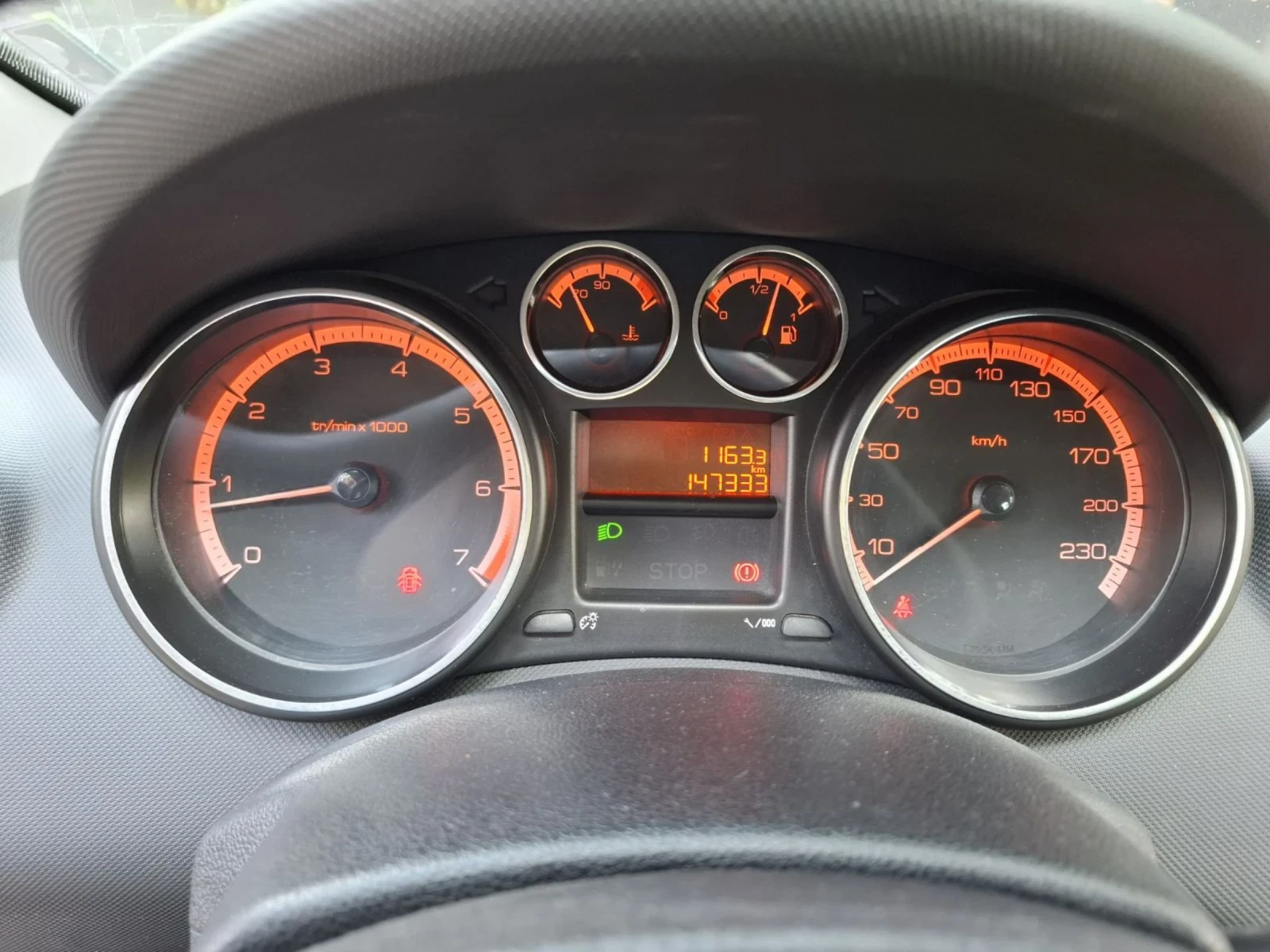 Peugeot 308  - изображение 9