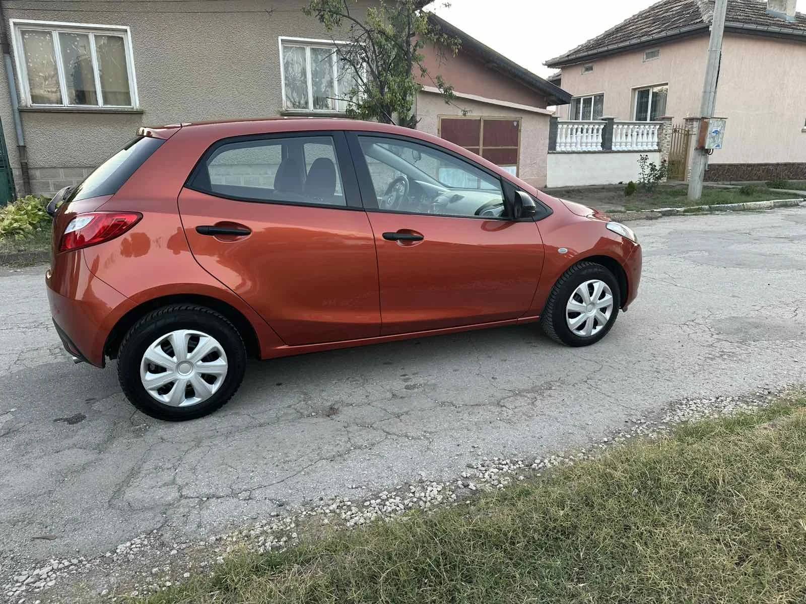 Mazda 2 1, 3 - изображение 5