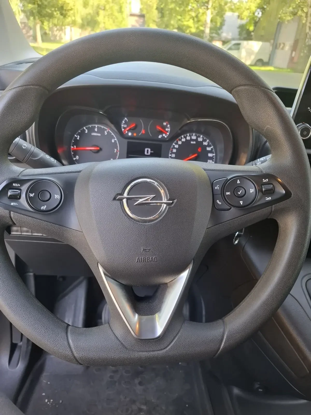 Opel Combo ТовароПътнически - изображение 7