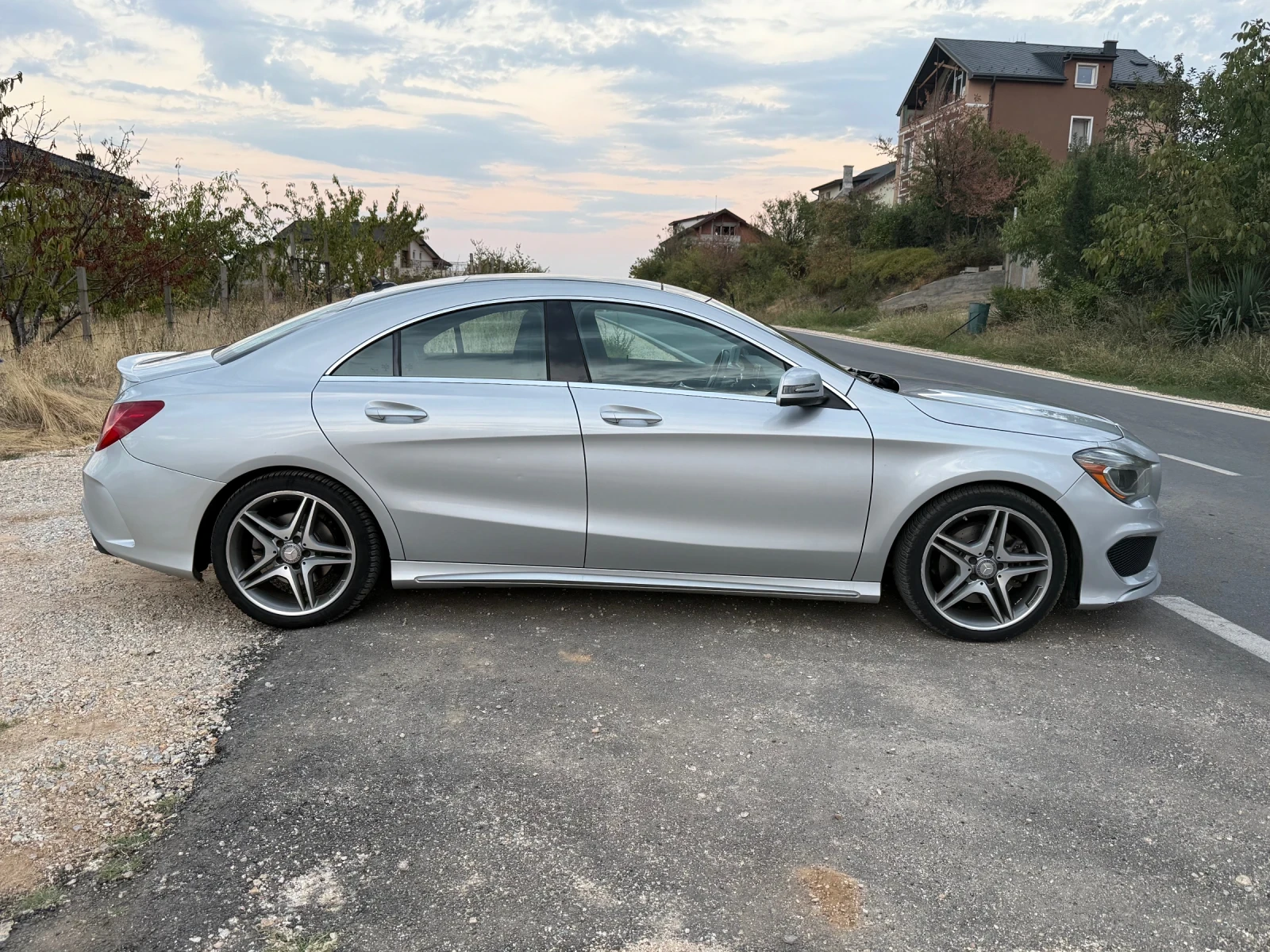 Mercedes-Benz CLA 250 2.0 AMG line - изображение 2