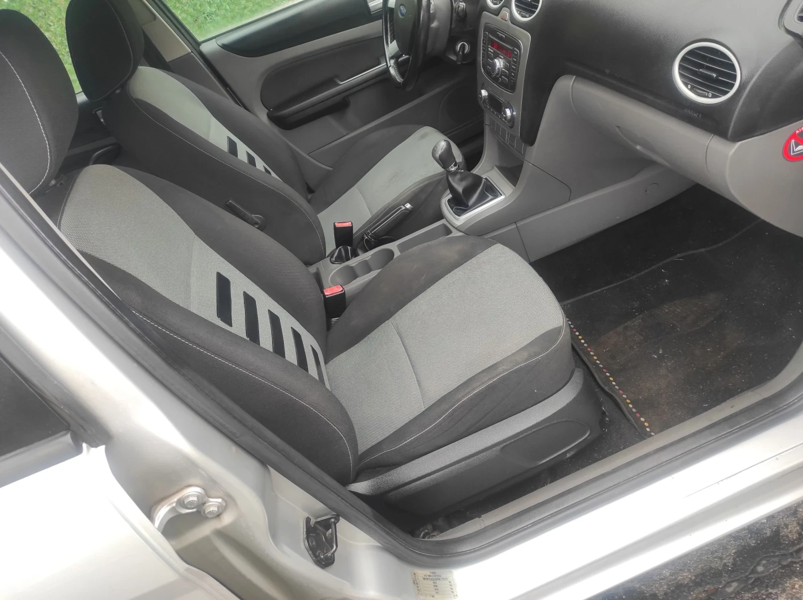 Ford Focus 1.6 TDCI Trend - изображение 8