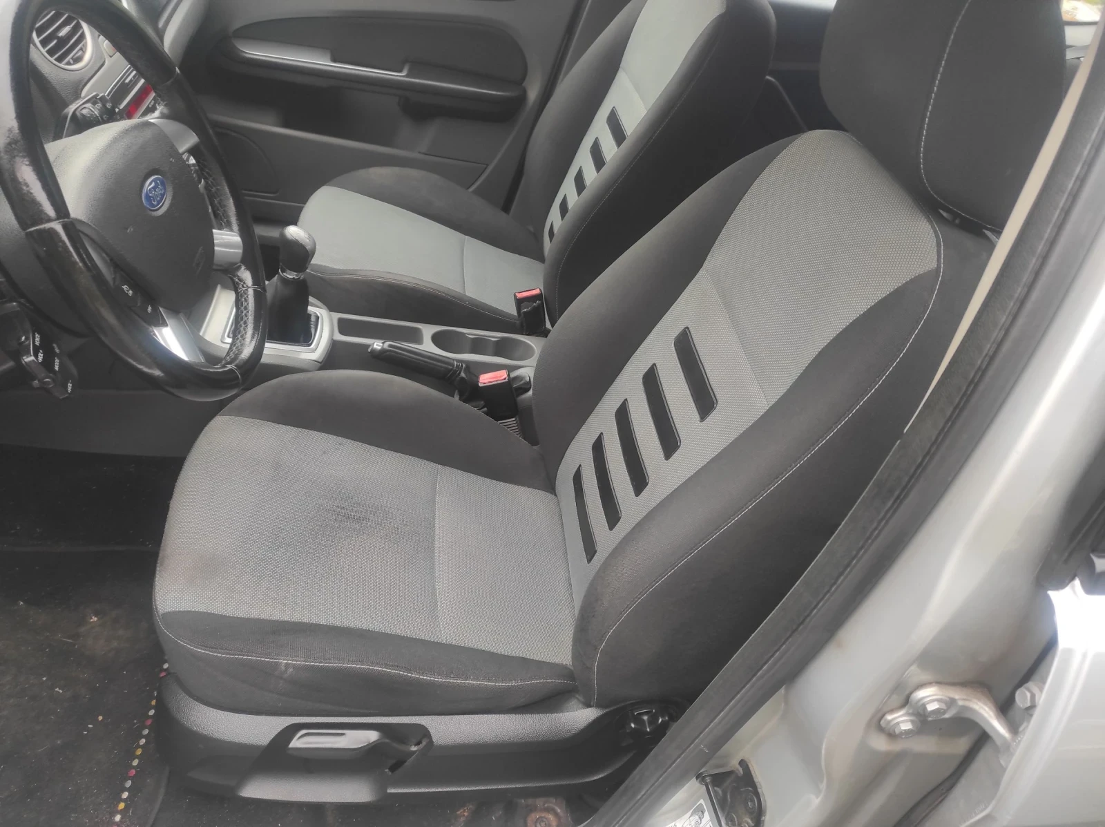 Ford Focus 1.6 TDCI Trend - изображение 9