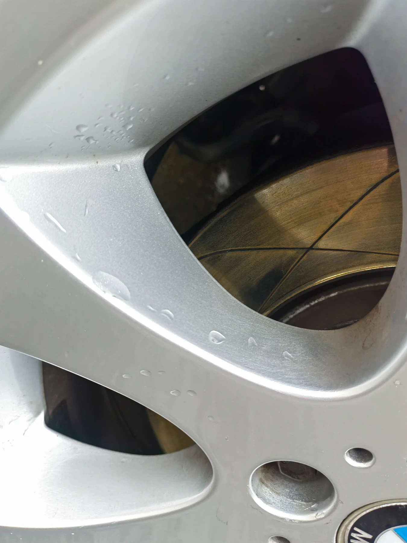 BMW 330  - изображение 10