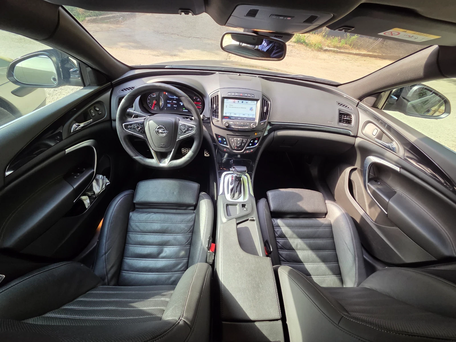 Opel Insignia 2.0 BDTH, снимка 8 - Автомобили и джипове - 54663263