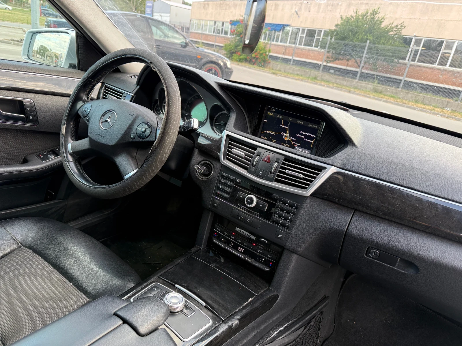 Mercedes-Benz E 350 4x4* Distronik* 3.0CDI* 7G*  | Mobile.bg � ����������� 10