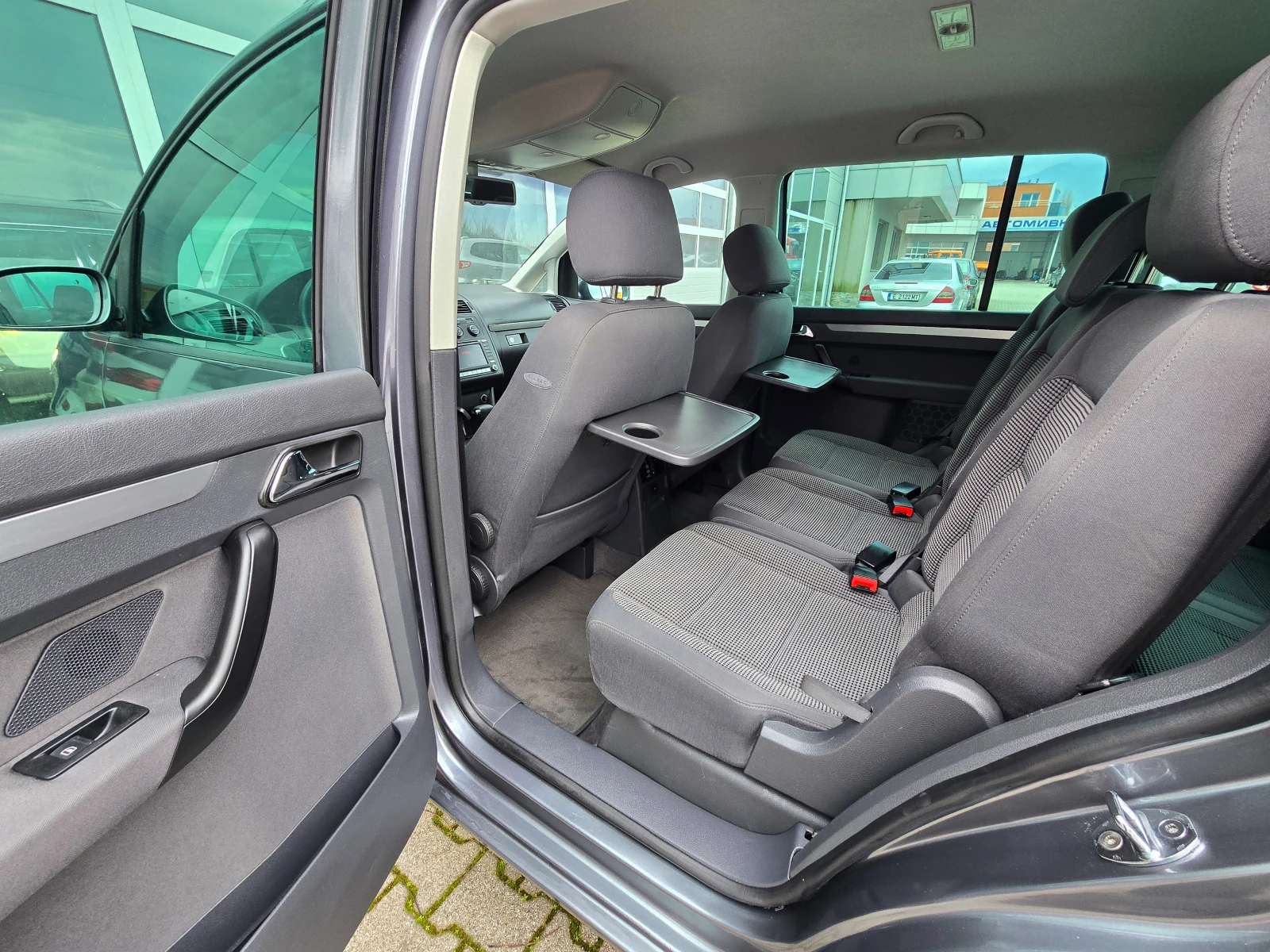 VW Touran 1.9TDi* NAVi* 6+ 1* AVTOMAT*  | Mobile.bg   13