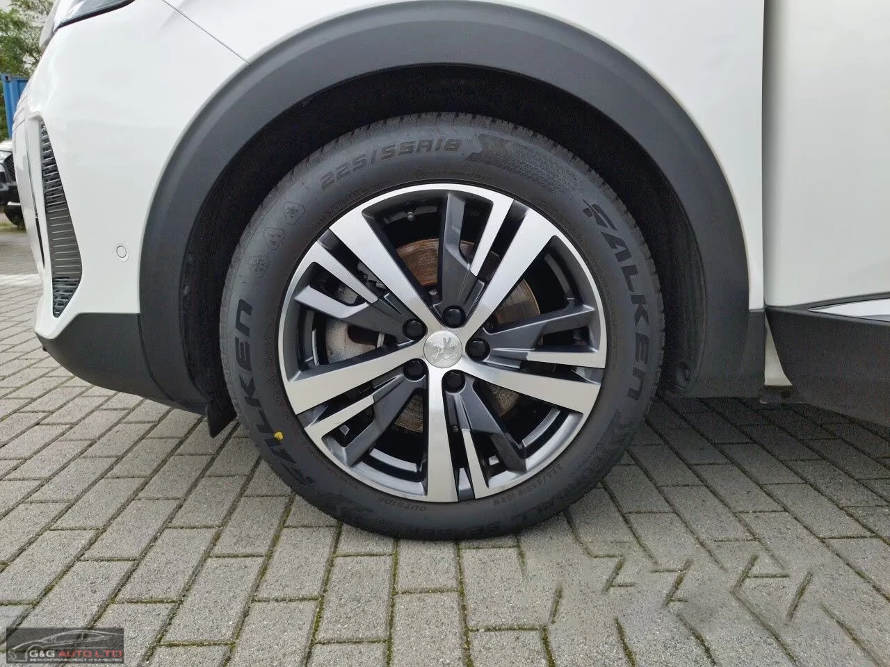 Peugeot 3008 1.6PHEV/224HP/ALLURE/360/LED/DIGI/NAVI/889g, снимка 3 - Автомобили и джипове - 53737403