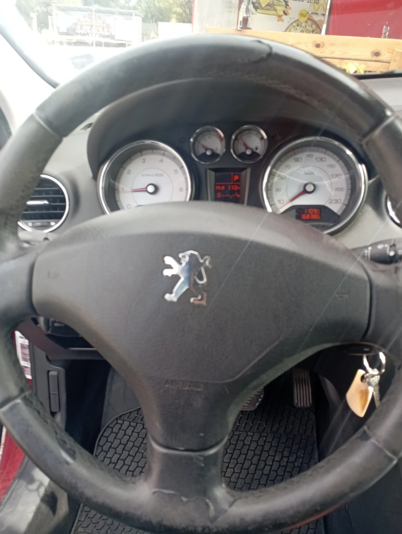 Peugeot 308, снимка 8 - Автомобили и джипове - 53747400