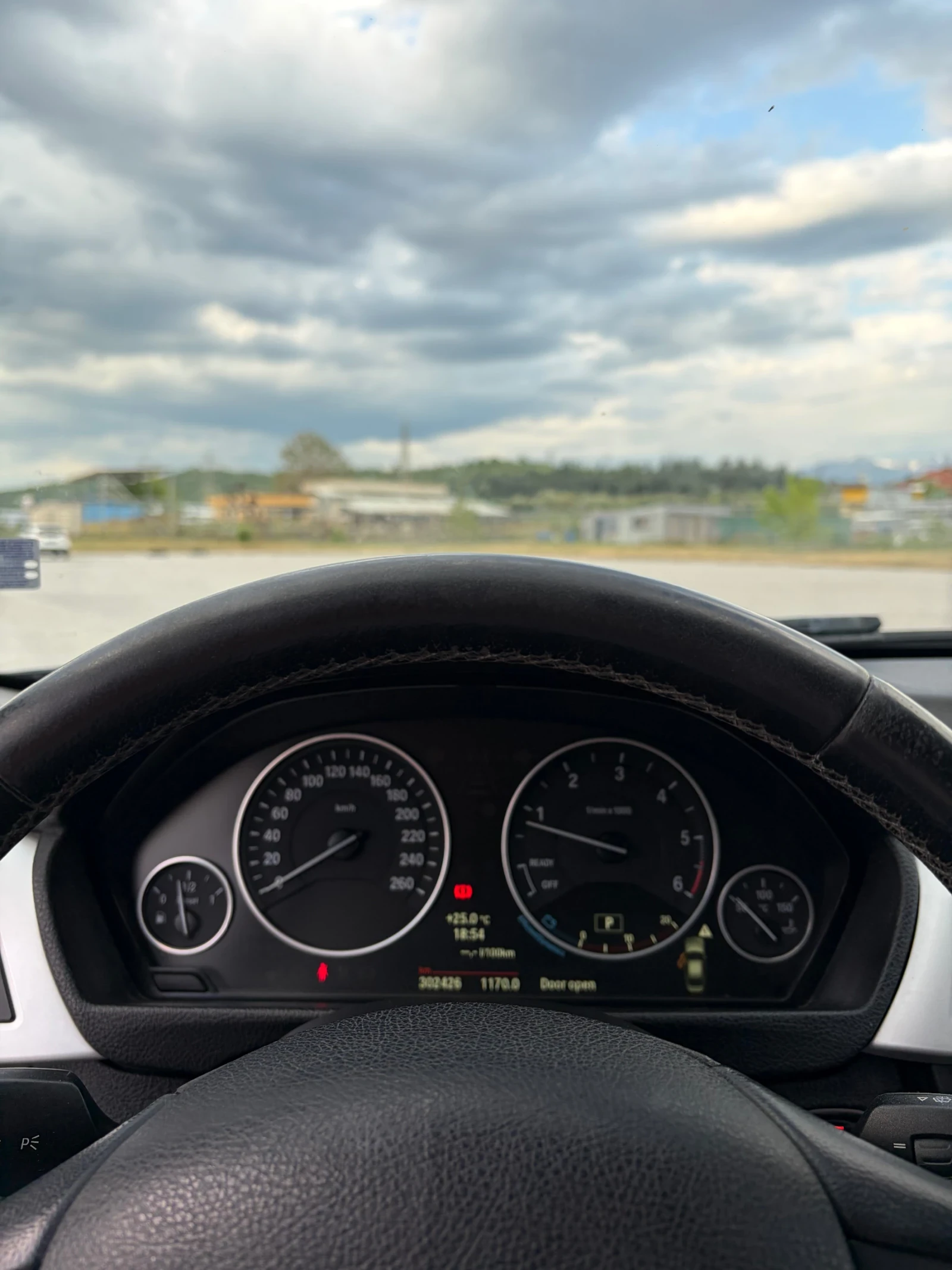 BMW 320 X-Drive MPPK 200 к.с, снимка 11 - Автомобили и джипове - 54161810