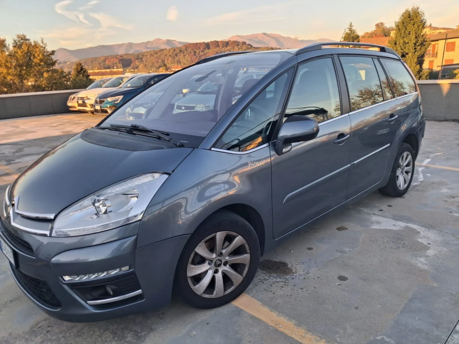 Citroen C4 Picasso Grand Picasso 7 места Евро5 , снимка 10 - Автомобили и джипове - 54130542