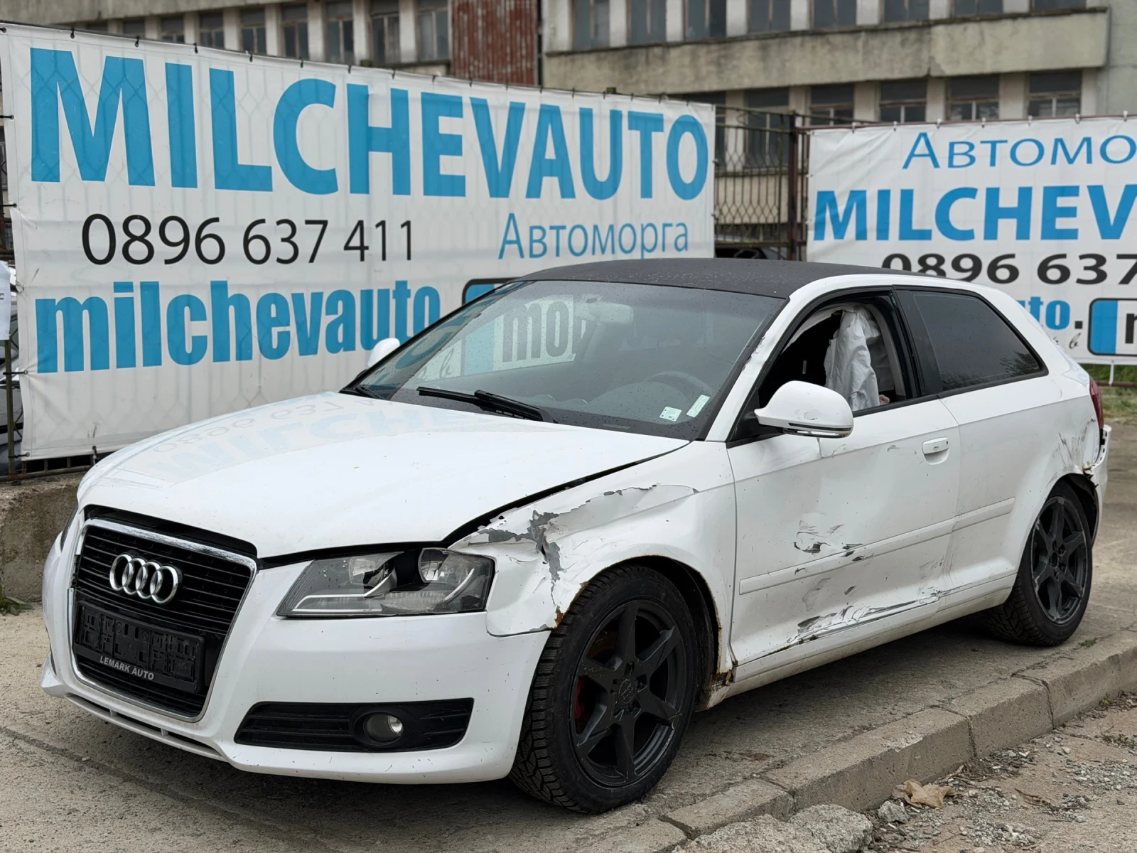 Audi A3 1.6 102кс