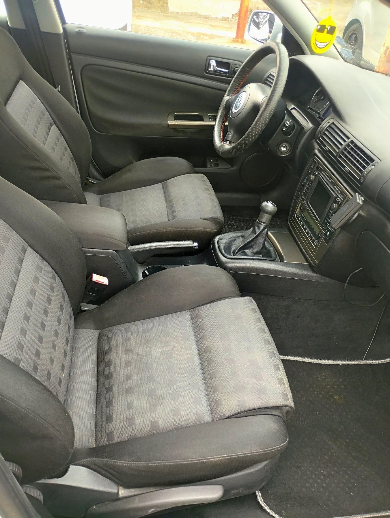 VW Passat 2.0 Газ, снимка 10 - Автомобили и джипове - 54575623