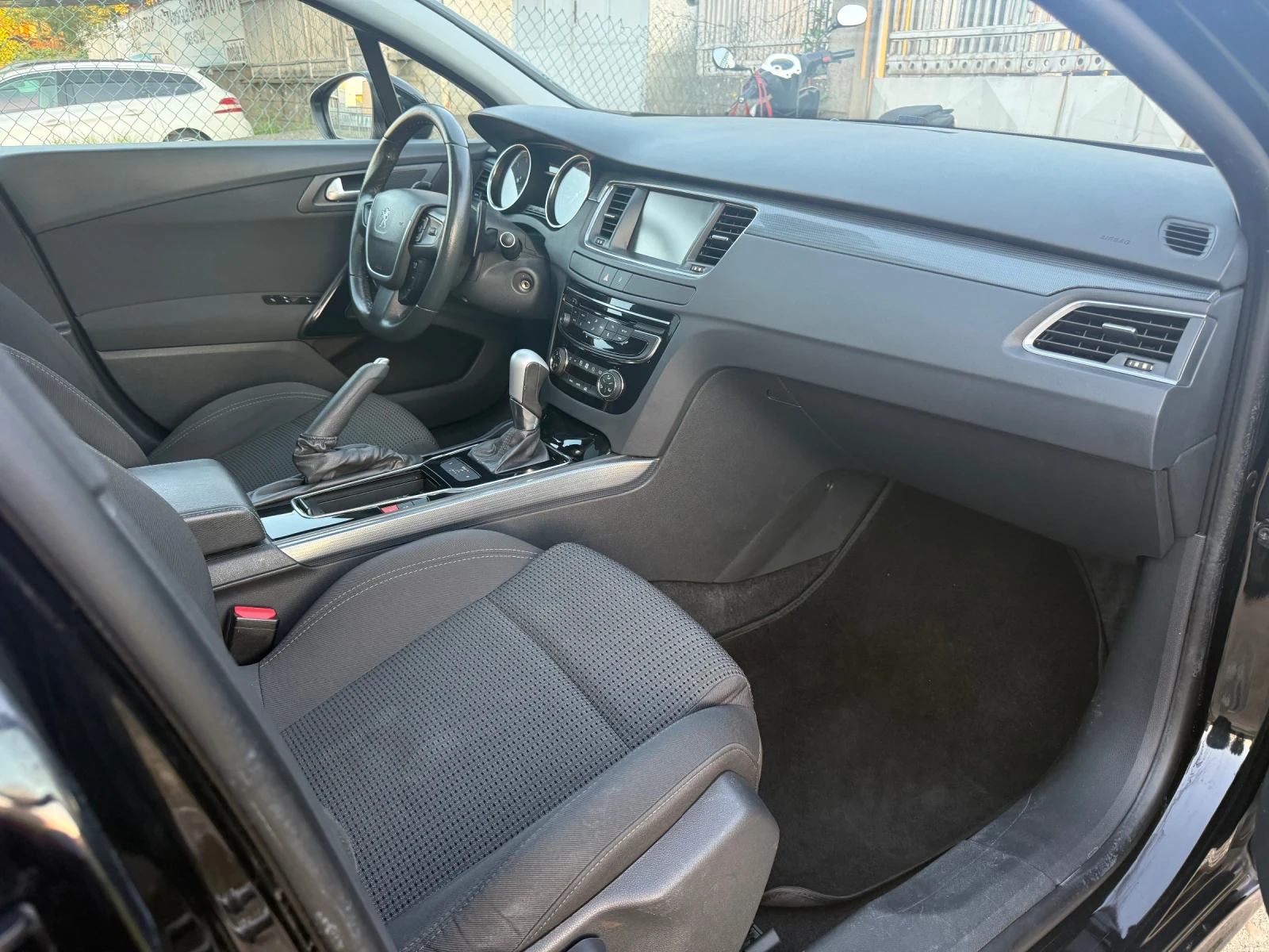 Peugeot 508 RXH 1.6 HDI 120 k.c, снимка 15 - Автомобили и джипове - 54684135