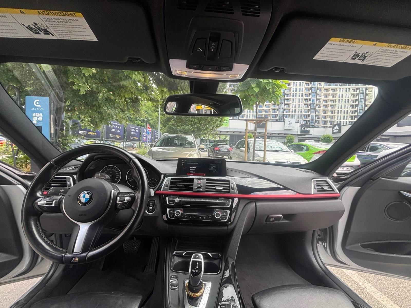 BMW 330 X-DRAVE, снимка 12 - Автомобили и джипове - 55382141