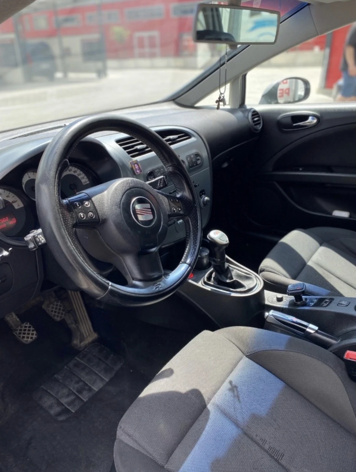 Seat Leon  Seat Leon 2.0 tdi 170 k.c., снимка 12 - Автомобили и джипове - 55594271