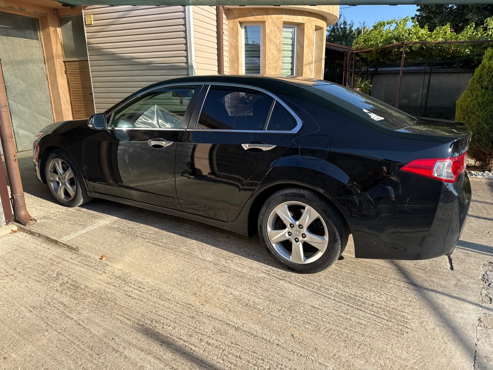 Honda Accord 2.4 EXECUTIVE, снимка 5 - Автомобили и джипове - 55682139