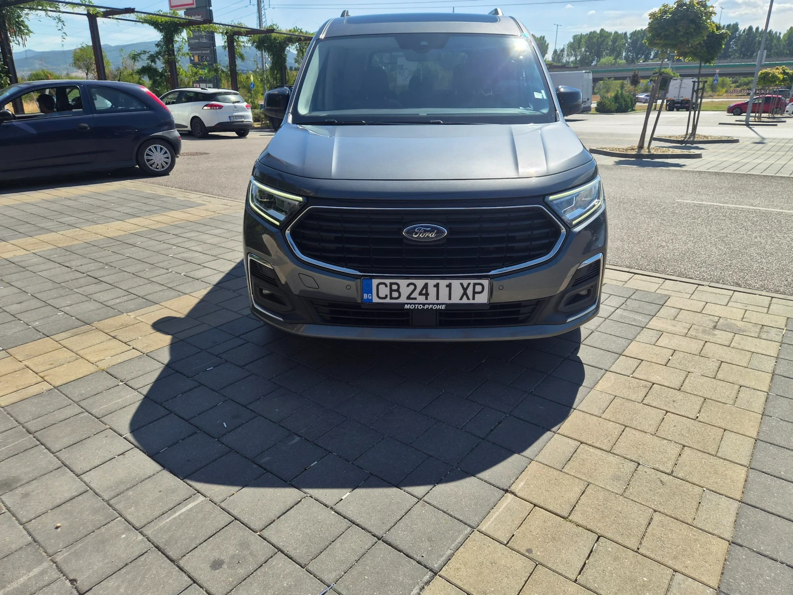 VW Caddy, снимка 4 - Автомобили и джипове - 56208002
