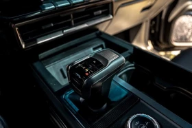 Hummer H3 EV Pickup 3X Crew Cab AWD, снимка 11