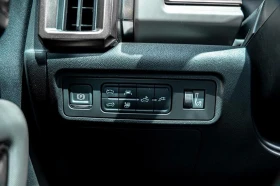 Hummer H3 EV Pickup 3X Crew Cab AWD, снимка 10