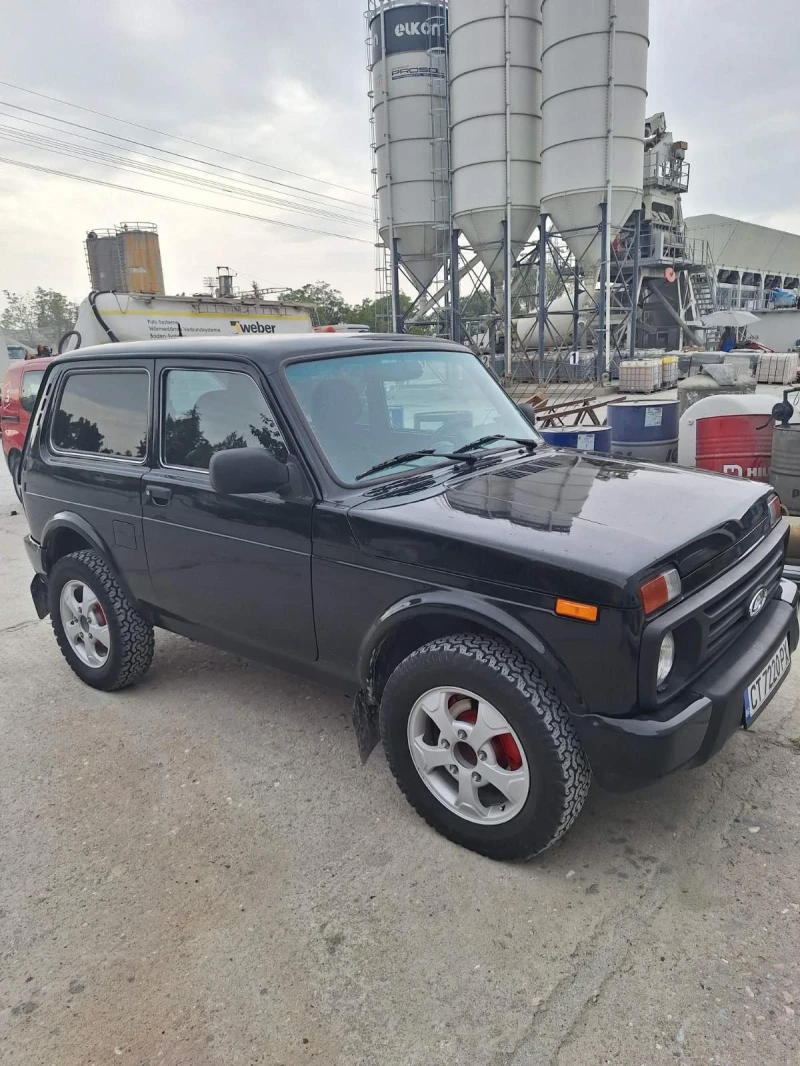 Lada Niva, снимка 2 - Автомобили и джипове - 47889667