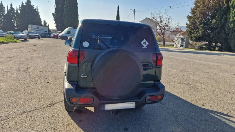 Nissan Terrano II, снимка 12 - Автомобили и джипове - 52814302