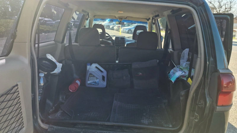 Nissan Terrano II, снимка 4 - Автомобили и джипове - 52814302