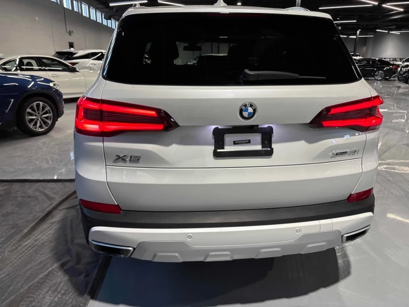 BMW X5 2021 xDrive40i * CARFAX * БЕЗ ПЪРВОНАЧАЛНА ВНОСКА, снимка 5 - Автомобили и джипове - 53049997
