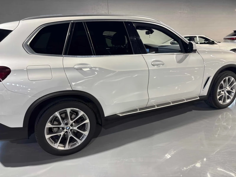 BMW X5 2021 xDrive40i * CARFAX * БЕЗ ПЪРВОНАЧАЛНА ВНОСКА, снимка 4 - Автомобили и джипове - 53049997