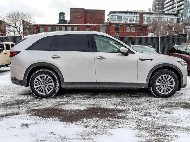 Mazda CX-90 * Premium Sport * CARFAX * ЦЕНА ДО БГ, снимка 3 - Автомобили и джипове - 53193539