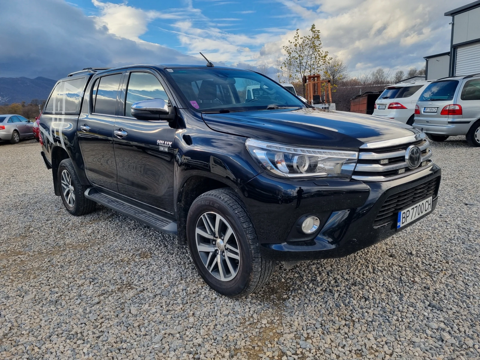 Toyota Hilux 2.4DIZEL-150PS-4X4 - изображение 3