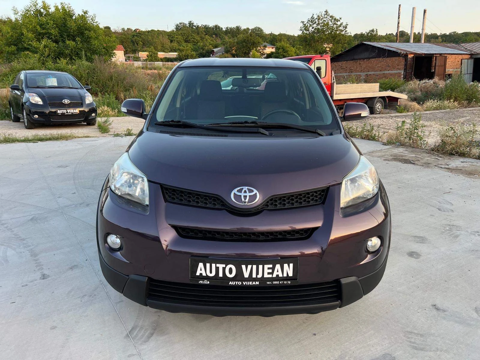 Toyota Urban Cruiser 1.4-ДИЗЕЛ-4Х4 - изображение 2