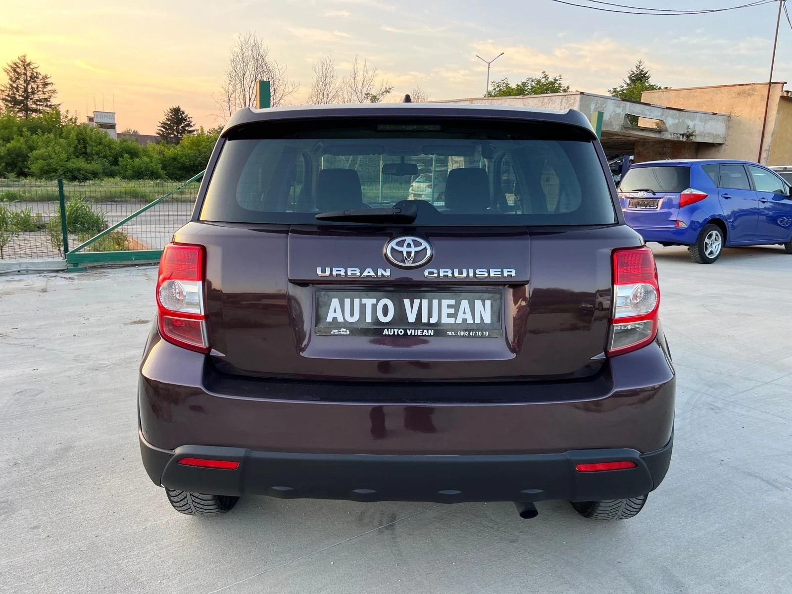 Toyota Urban Cruiser 1.4-ДИЗЕЛ-4Х4 - изображение 5