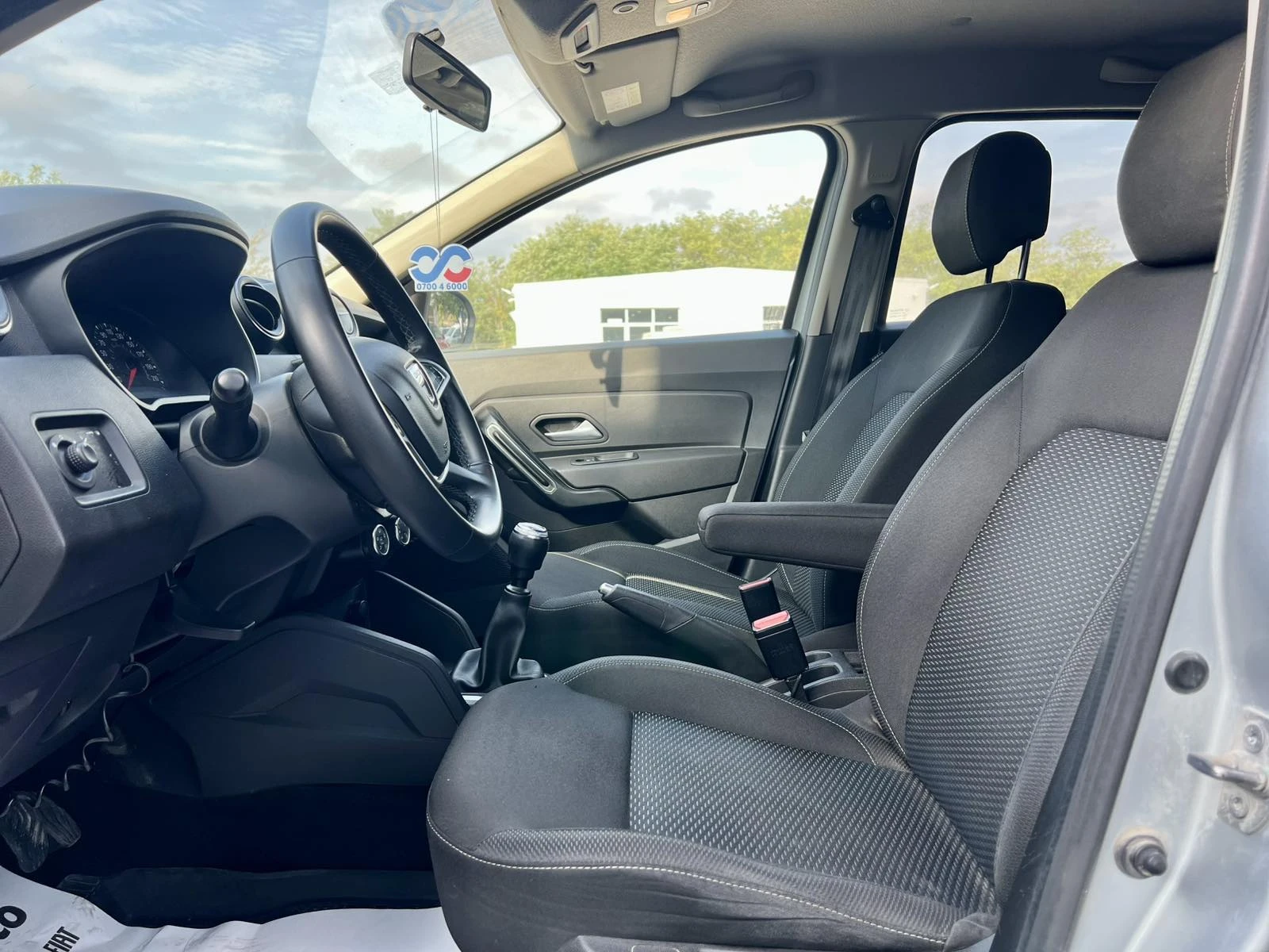 Dacia Duster 1.3 TCe / 130 к.с. / 4х4 - изображение 6