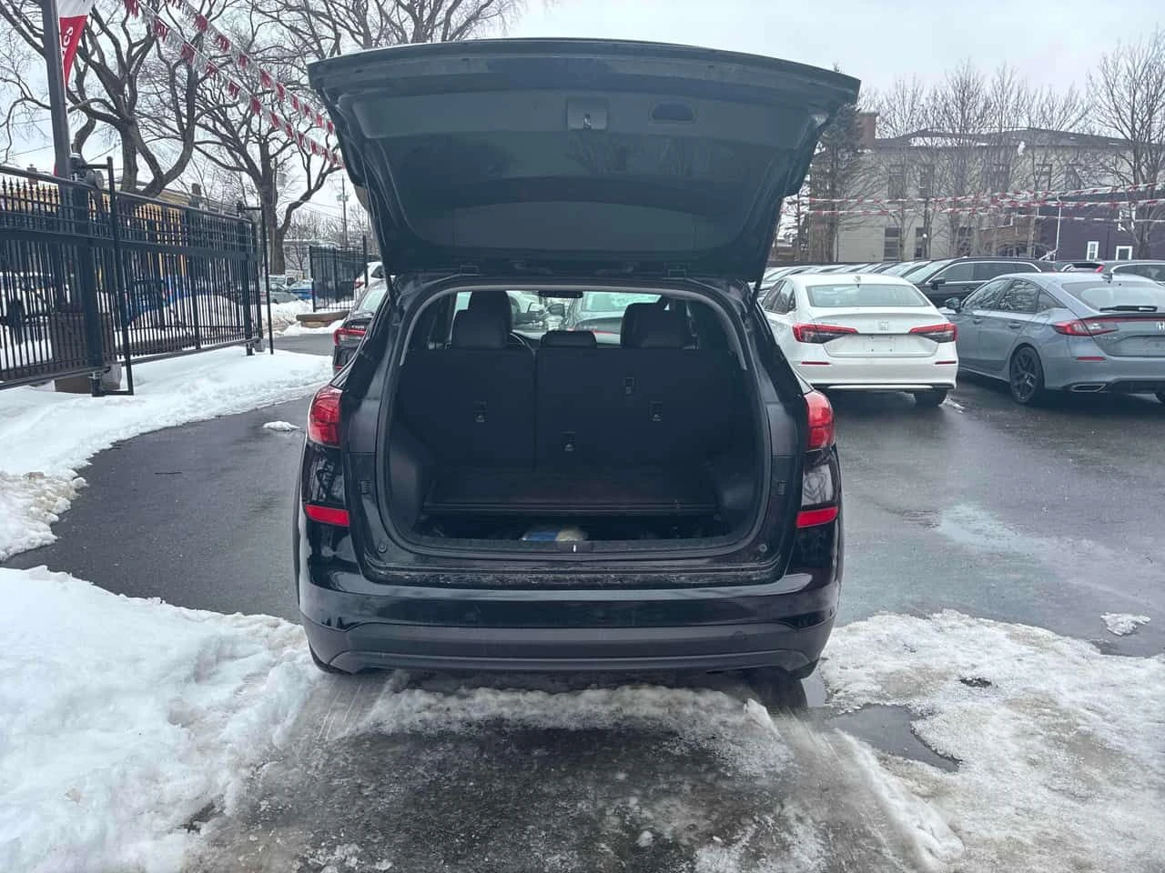 Hyundai Tucson * Preferred * CARFAX * СЛЕДЕНЕ НА ЛЕНТИ * , снимка 7 - Автомобили и джипове - 53880610