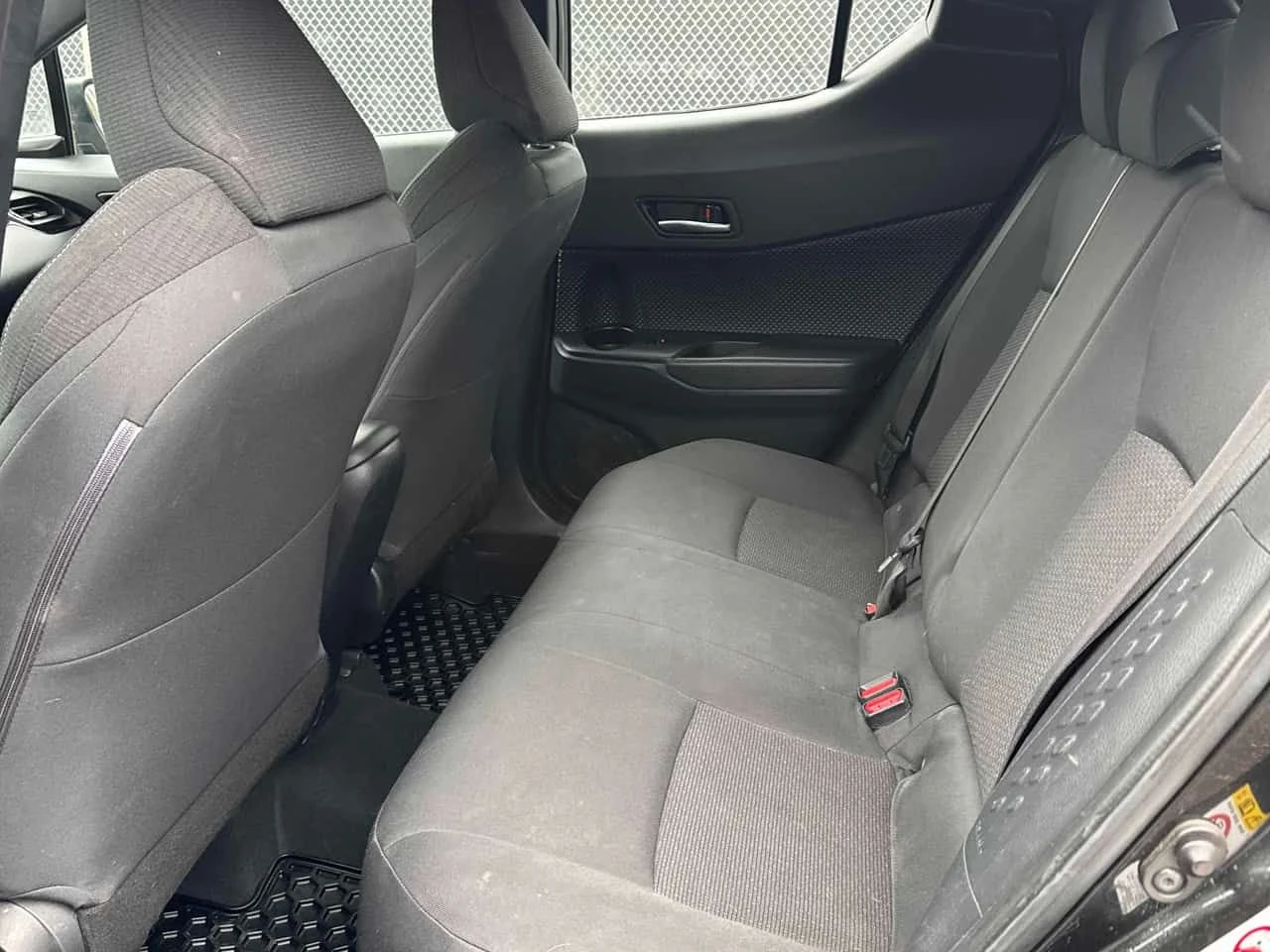 Toyota C-HR * XLE * ��� ����� * ���� �� ������ | Mobile.bg � ����������� 13