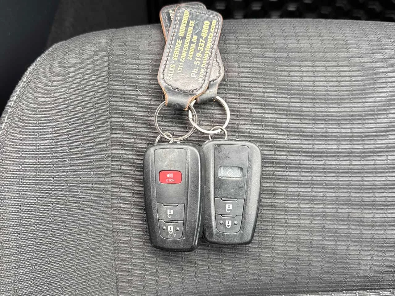 Toyota C-HR * XLE * ��� ����� * ���� �� ������ | Mobile.bg � ����������� 11