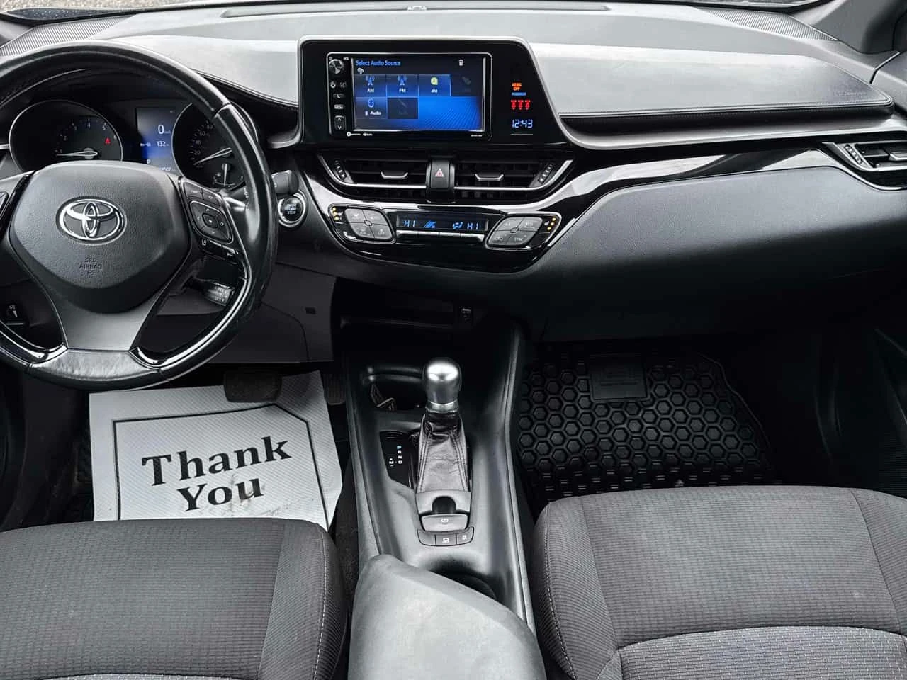 Toyota C-HR * XLE * ��� ����� * ���� �� ������ | Mobile.bg � ����������� 9