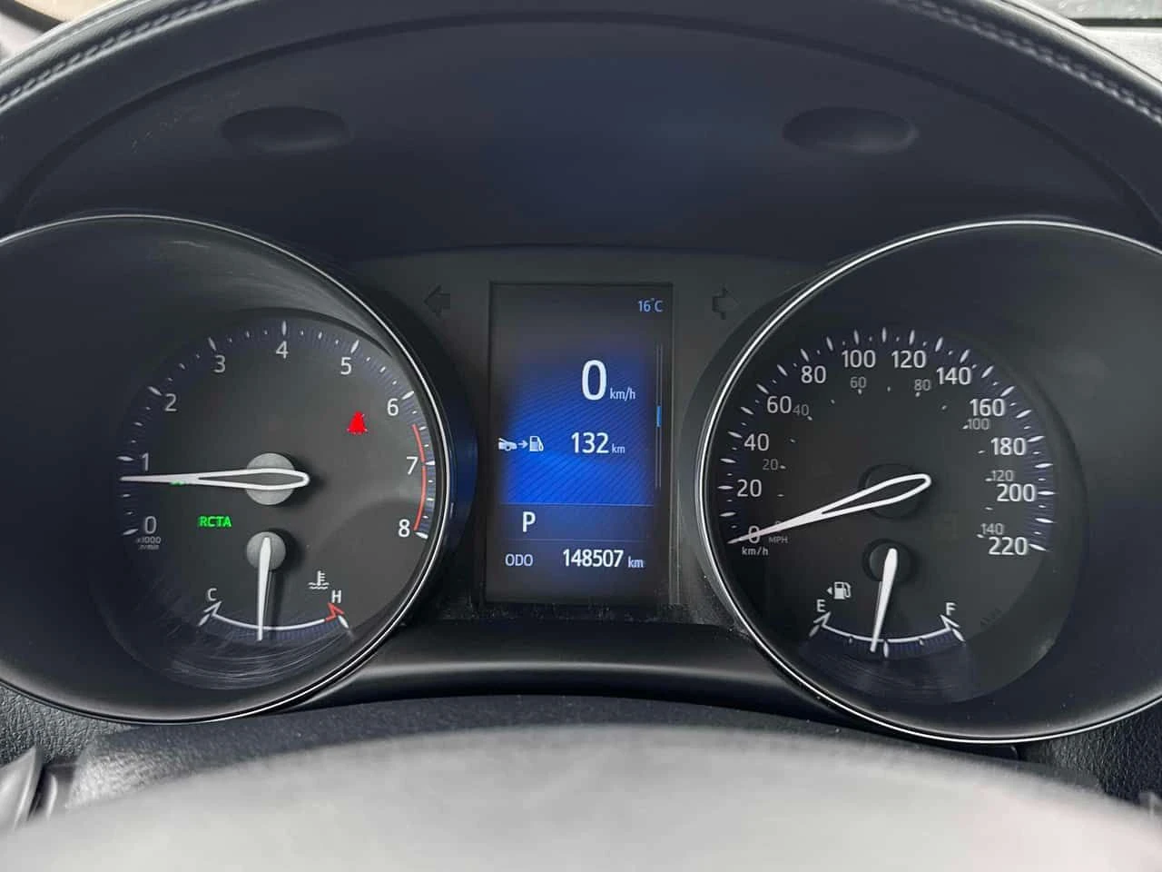 Toyota C-HR * XLE * ��� ����� * ���� �� ������ | Mobile.bg � ����������� 8