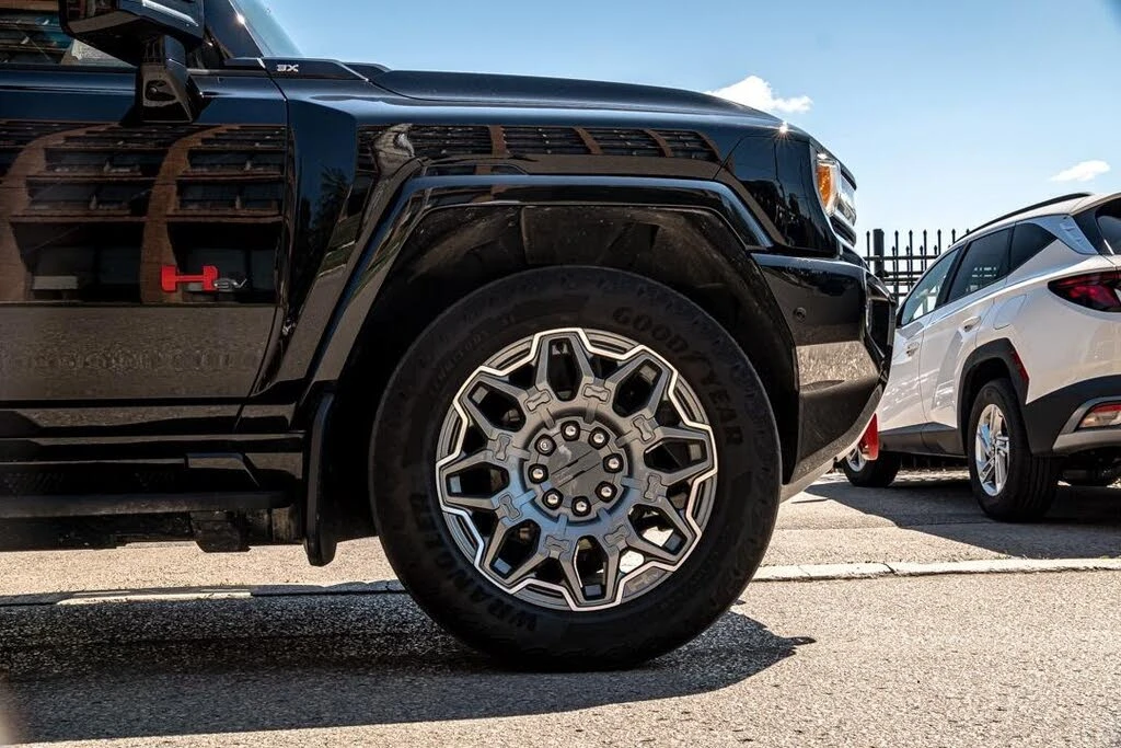 Hummer H3 EV Pickup 3X Crew Cab AWD, снимка 4 - Автомобили и джипове - 54308950