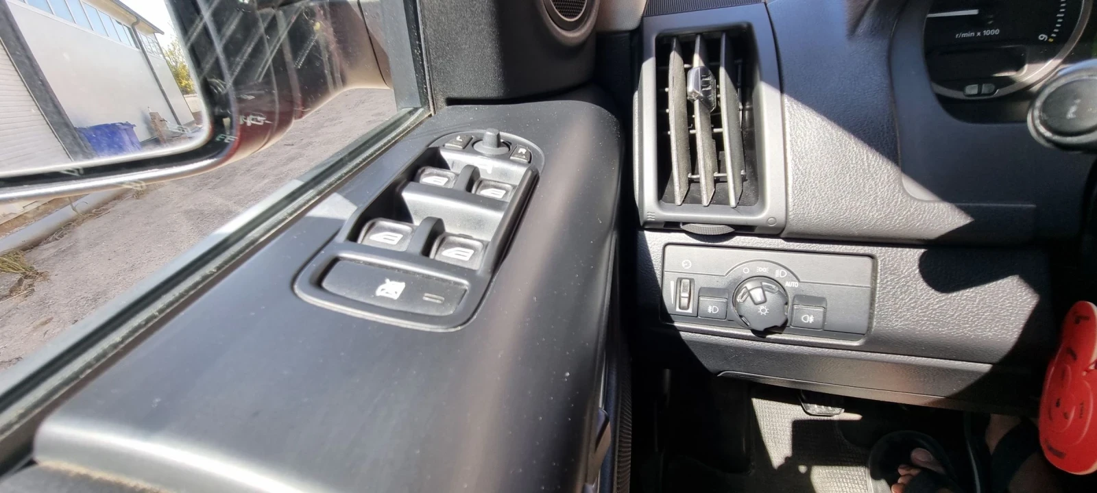 Land Rover Freelander 2.2 TD4 AWD, снимка 17 - Автомобили и джипове - 54732156