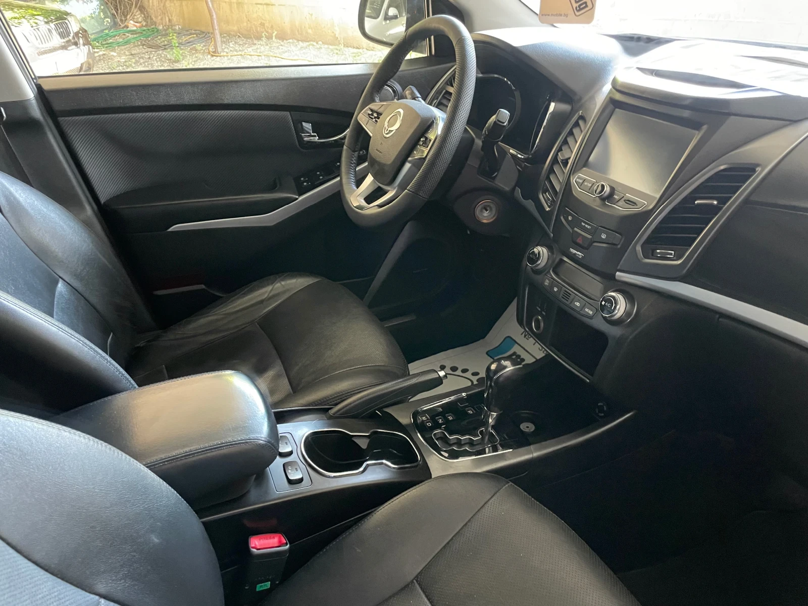 SsangYong Korando 2.2d178кс 4X4 GT-line Carbon Harmon Kardon Webasto, снимка 13 - Автомобили и джипове - 55247907