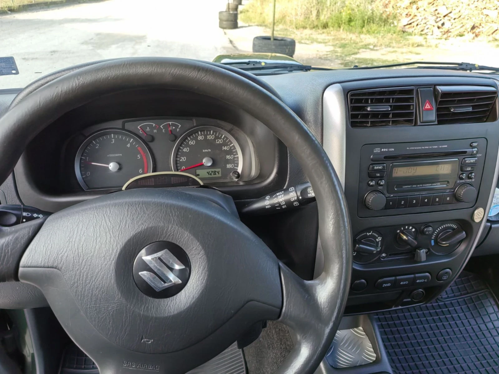 Suzuki Jimny 1.5 4x4, снимка 5 - Автомобили и джипове - 55441103
