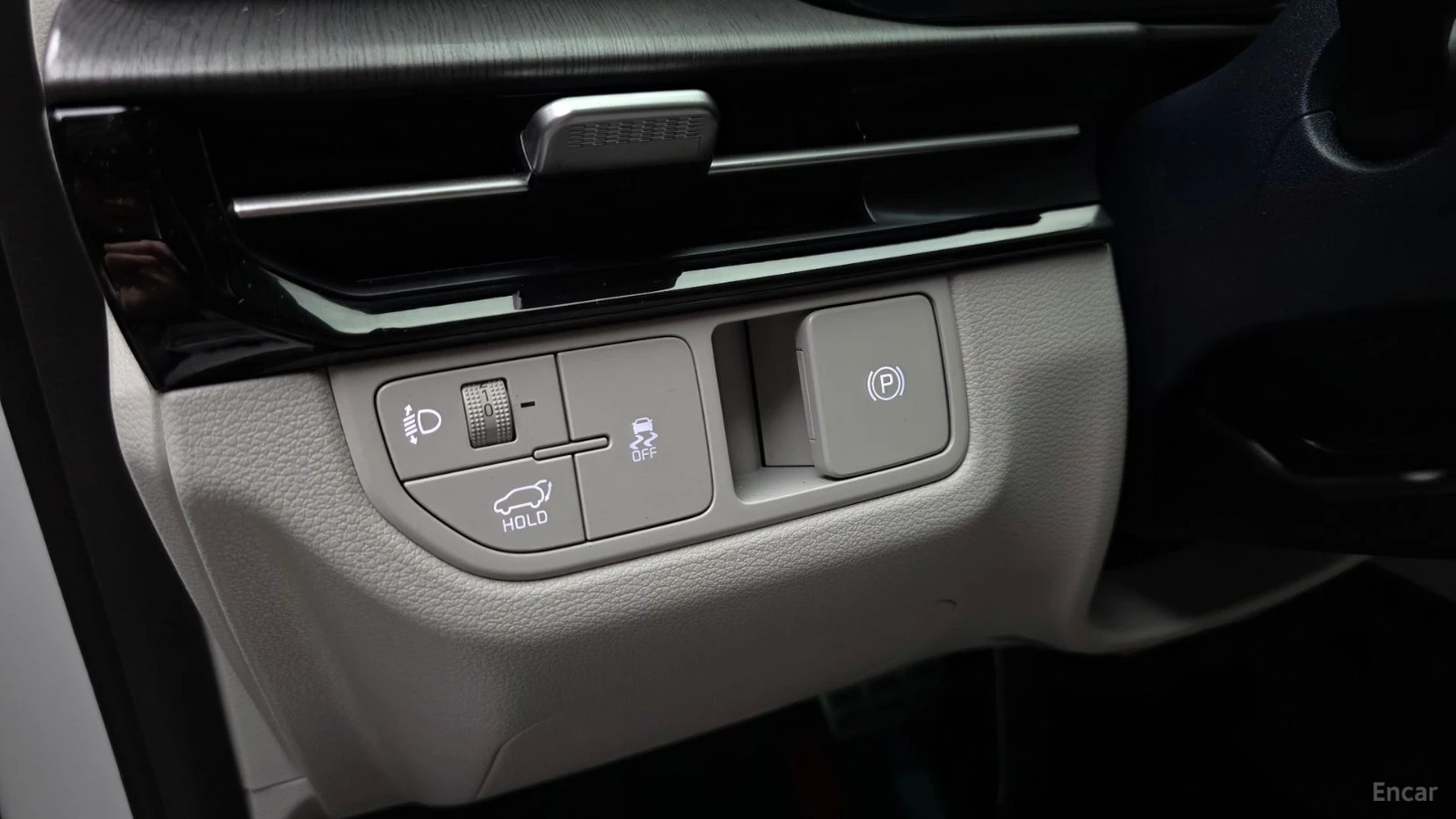 Kia Sportage Signature X Line* AWD* ПОДГРЕВ* ОБДХВАНЕ* 360* HUD, снимка 16 - Автомобили и джипове - 55532624