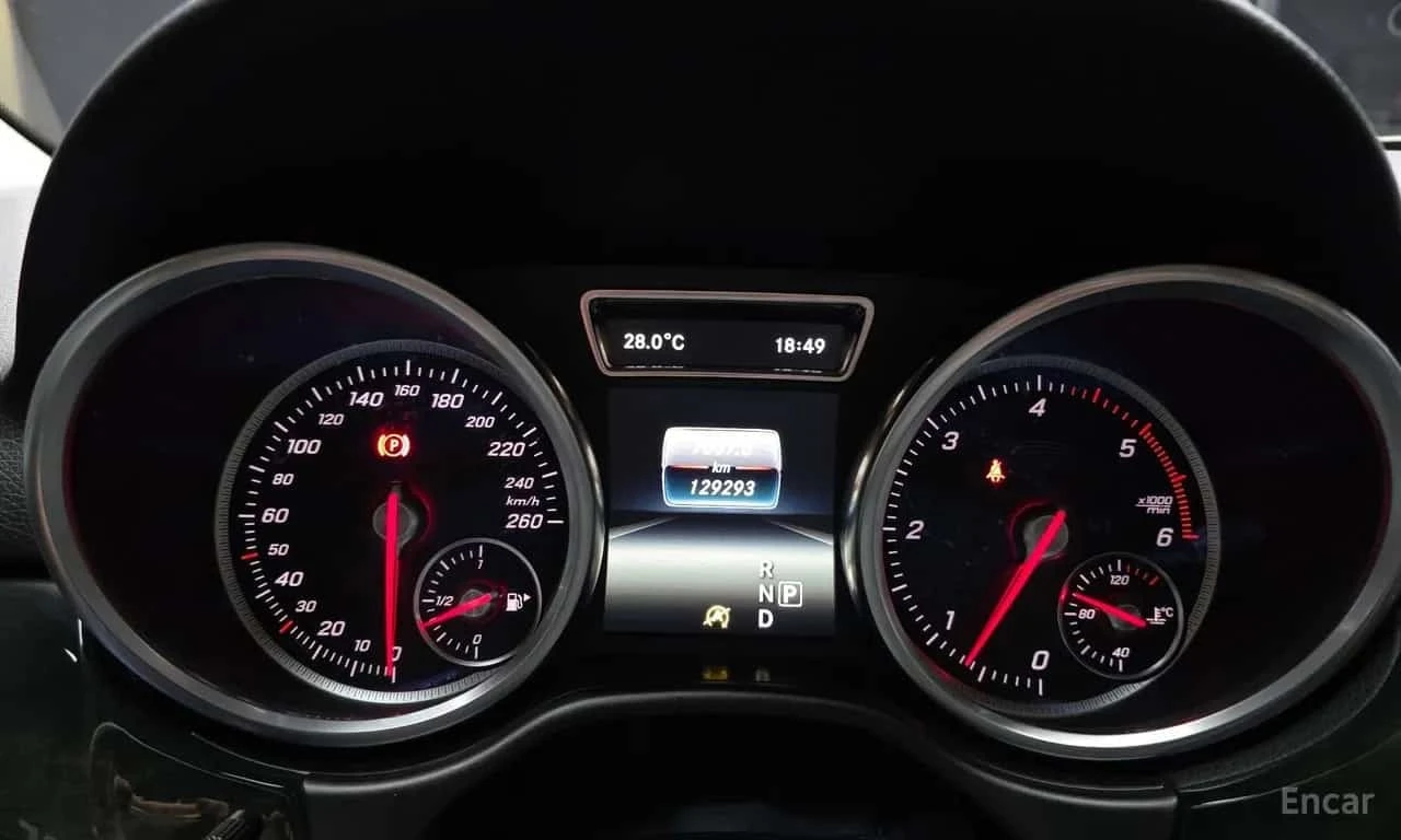 Mercedes-Benz GLE * GLE350 d 4MATIC * ЦЕНА ДО БГ, снимка 8 - Автомобили и джипове - 56214216